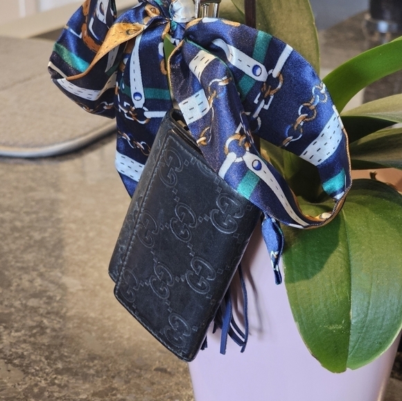 Gucci GG Embossed Monogram Web Key Case/Holder wWristlet, Twilly, & Tassel Added - Picture 16 of 17